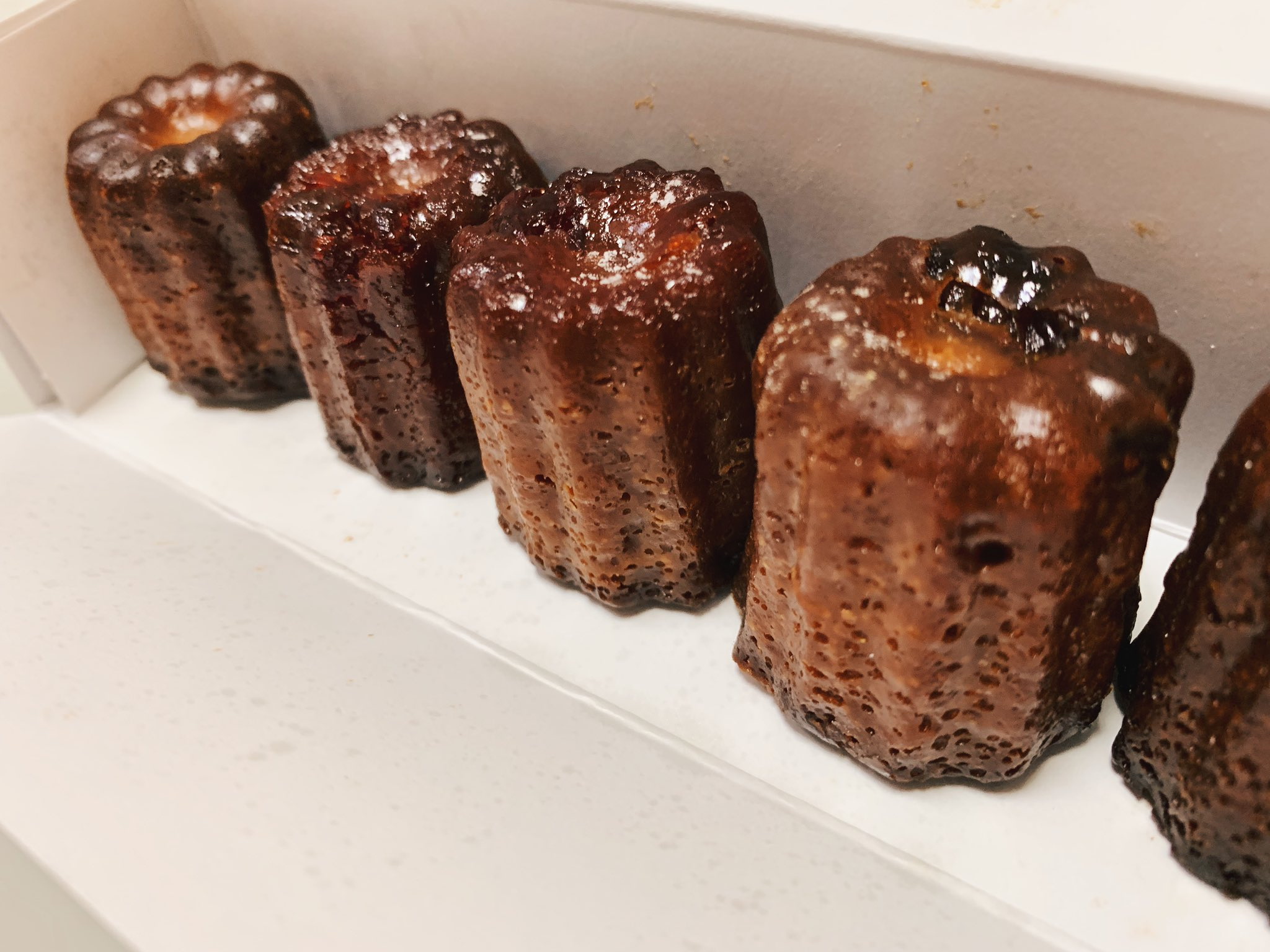 Canelé (ร้าน Daniel)